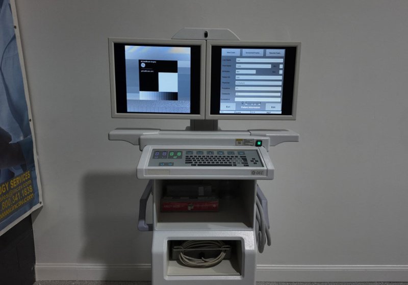 2004 GE OEC 9800 12'' C - ARM - inCAV Medical Imaging Equipment