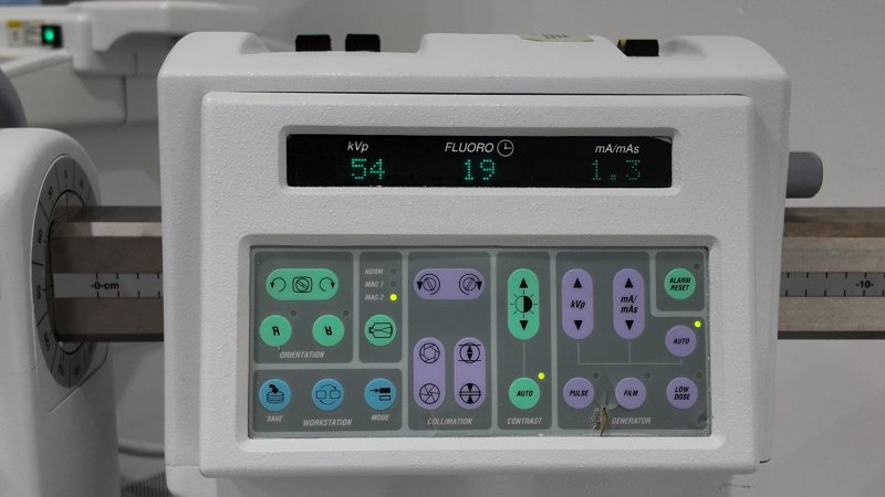 2004 GE OEC 9800 12'' C - ARM - inCAV Medical Imaging Equipment