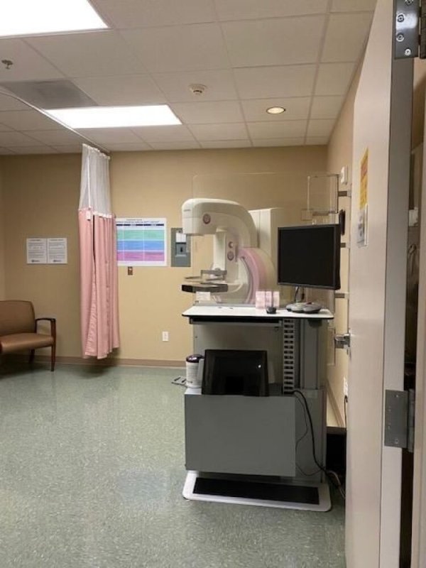2011 Siemens Mammomat Inspiration mammography - inCAV Medical Imaging Equipment