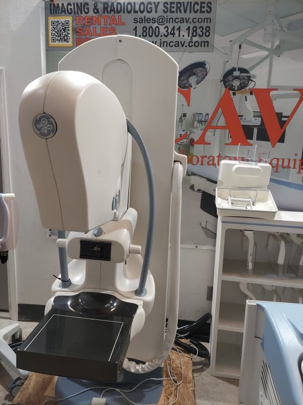2016 GE SENOGRAPHE SENOCLAIRE 3D Mammo With Updated Worksation and Reconstruction PC - inCAV Medical Imaging Equipment