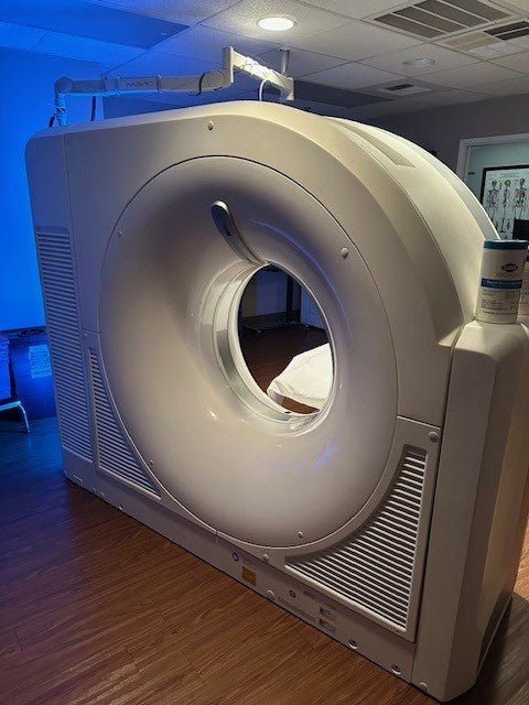 2017 Siemens Perspective 32 CT Scanner with 200,000 Scan Seconds - inCAV Medical Imaging Equipment