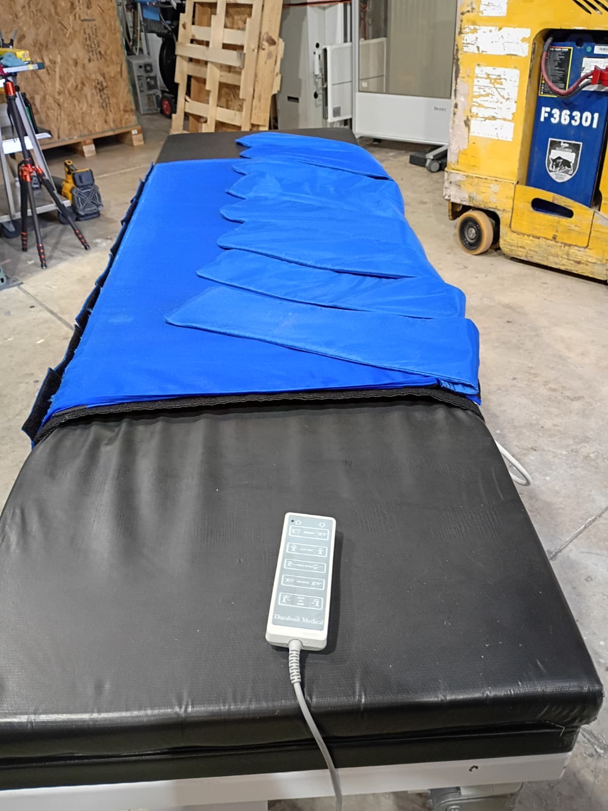 Durabuilt 8000 HLTEC Pain Management Table