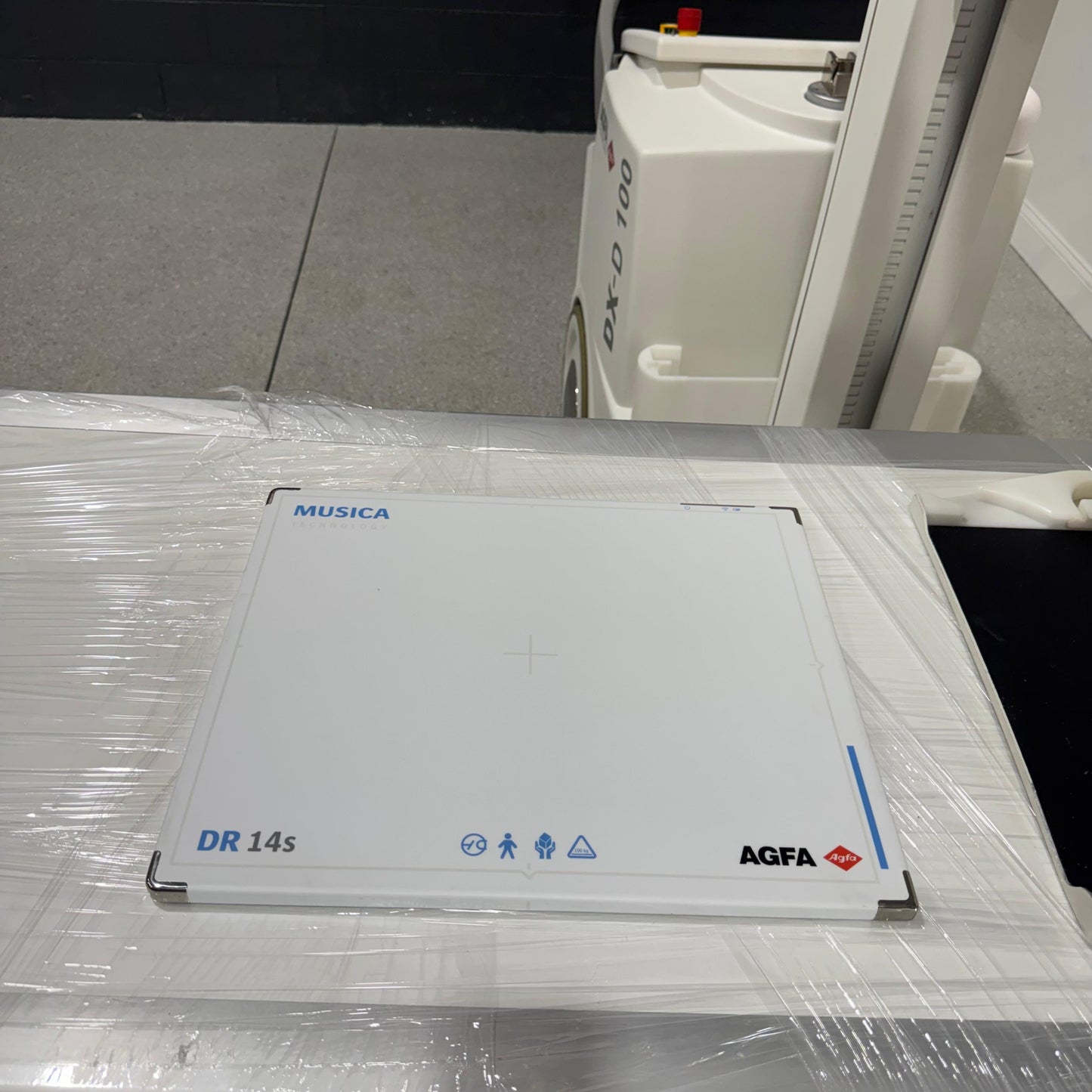 Agfa DX-D 100 Mobile Digital X-Ray System