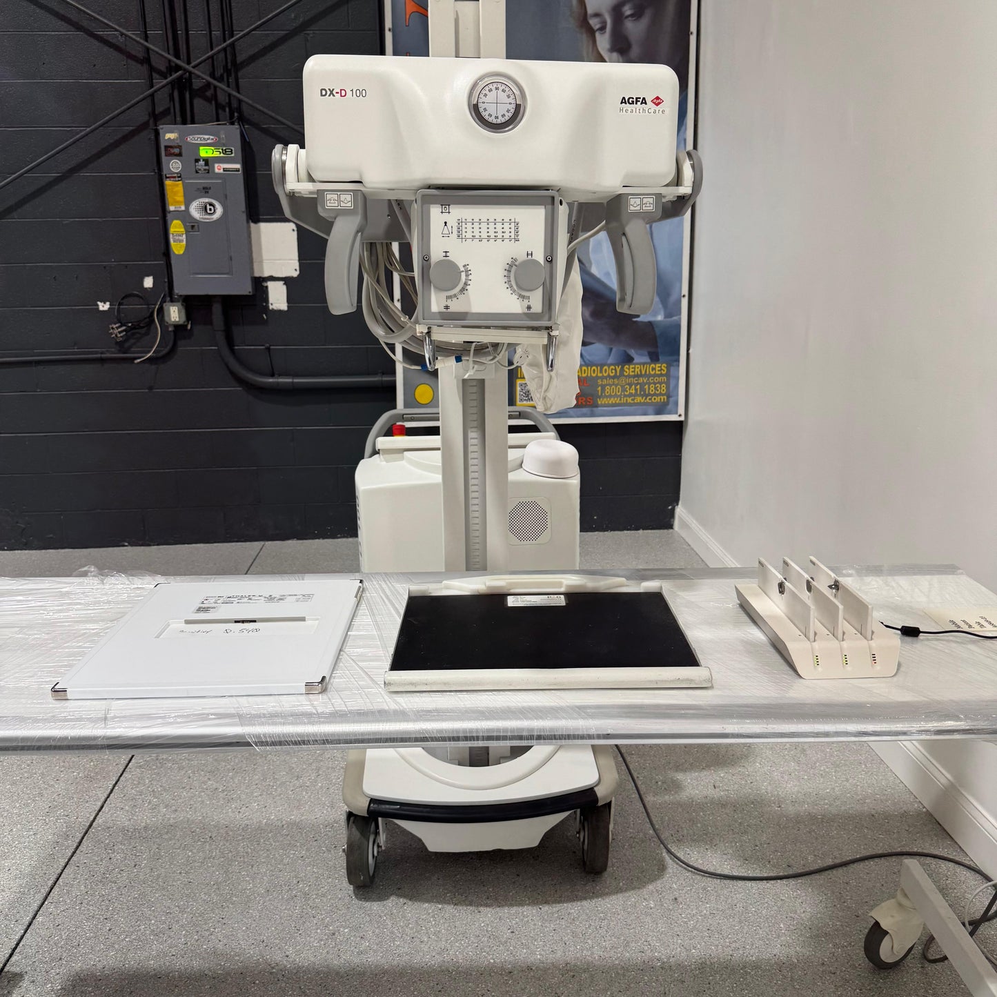Agfa DX-D 100 Mobile Digital X-Ray System