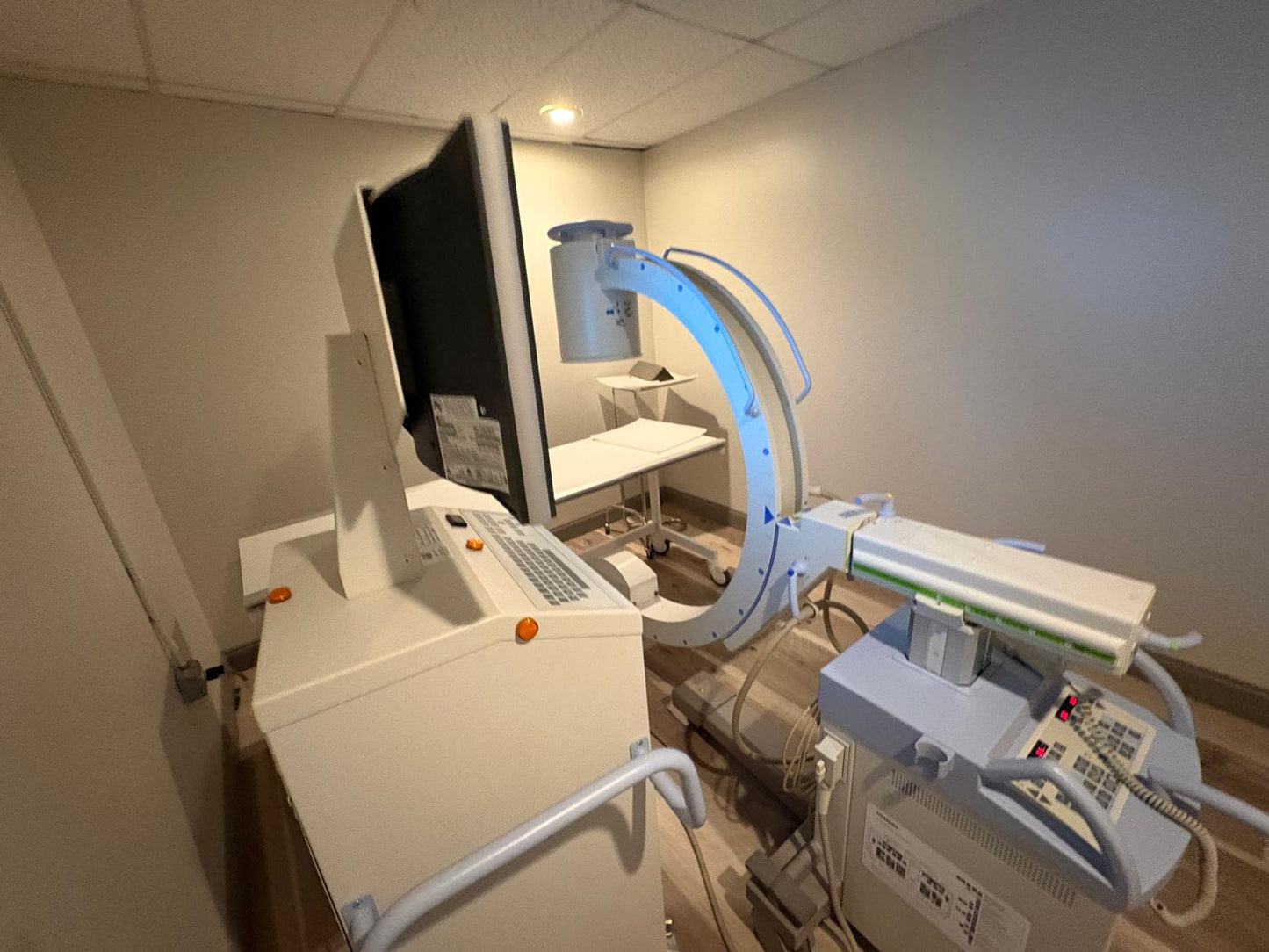 Siemens SIREMOBIL Compact L 2012 3rd Generation with LCD Monitors