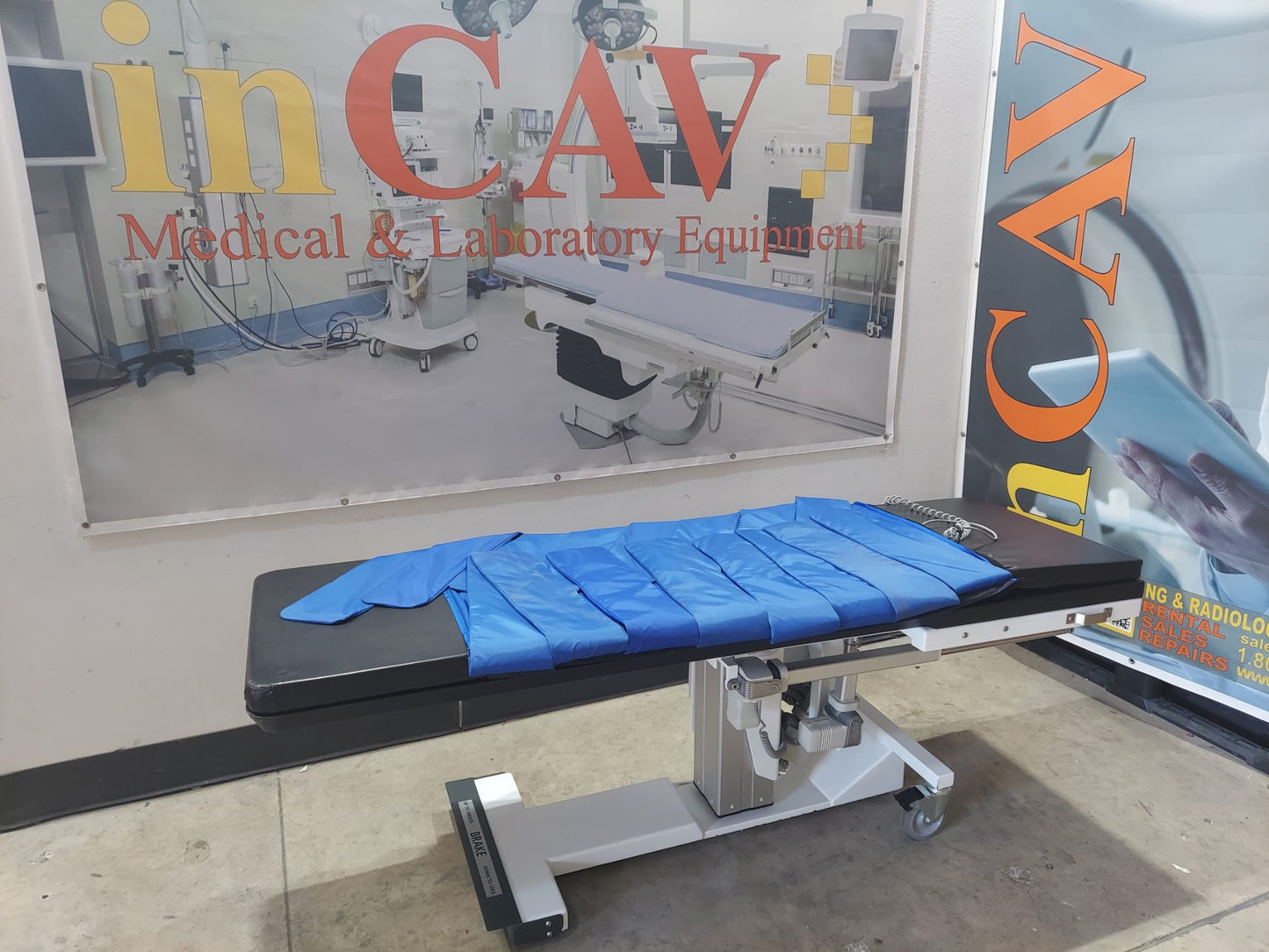 Durabuilt 8000 HLTEC Pain Management Table