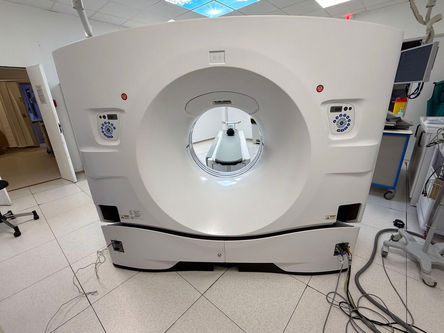 2019 GE Revolution Frontier 128 Slices with Real Time Fluoroscopy and 2023 Tube!