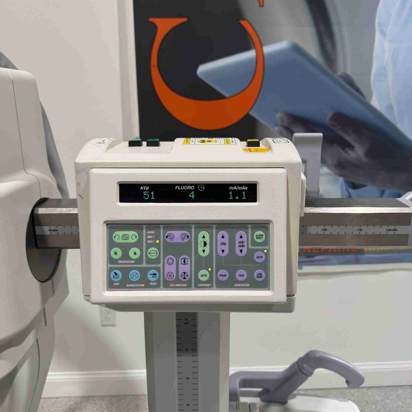 2014 GE OEC 9900 Elite Cardiac / Vascular Motorized C-Arm