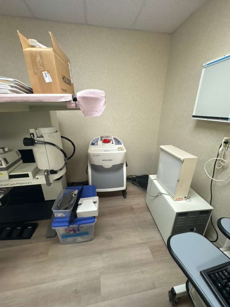 Hologic MultiCare Platinum Mammography System