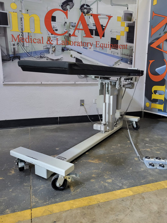 Load image into Gallery viewer, Sti Stream Line 4 Fluoroscopy Table W/Head Positioning hand/Foot control. 2013

