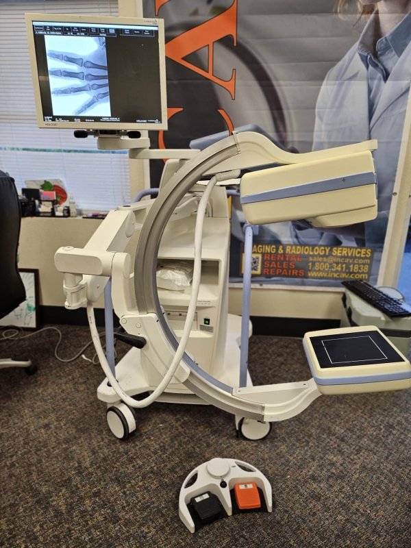 Fluoroscan Insight FD Mini C - Arm - inCAV Medical Imaging Equipment