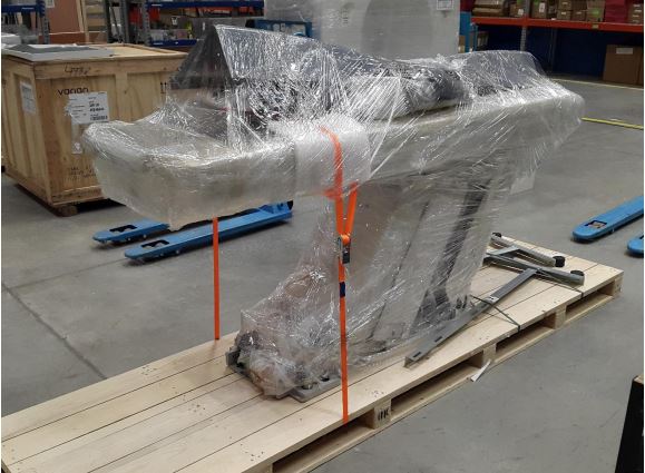 GE CT Discovery CT750 HD GT2000 CT SCANNER 64 slides - Tube: 2019 - inCAV Medical Imaging Equipment
