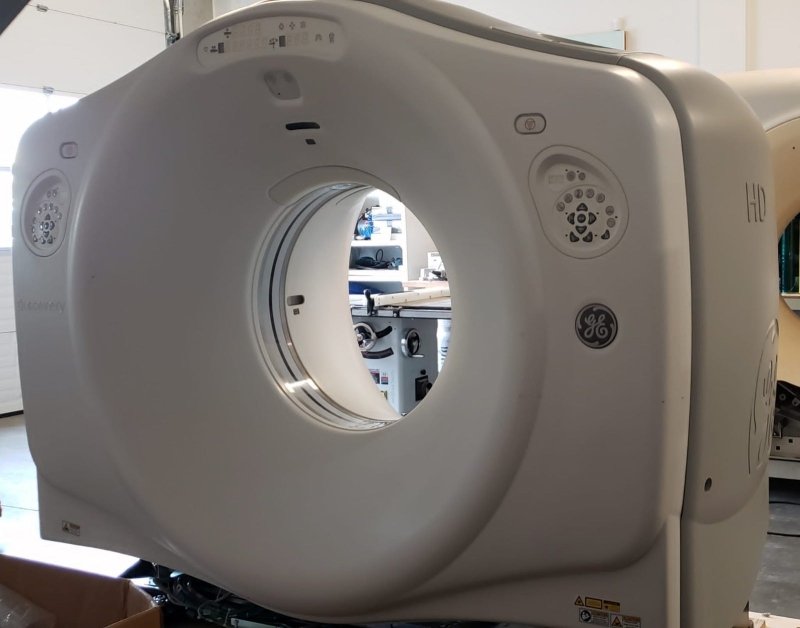 GE CT Discovery CT750 HD GT2000 CT SCANNER 64 slides - Tube: 2019 - inCAV Medical Imaging Equipment