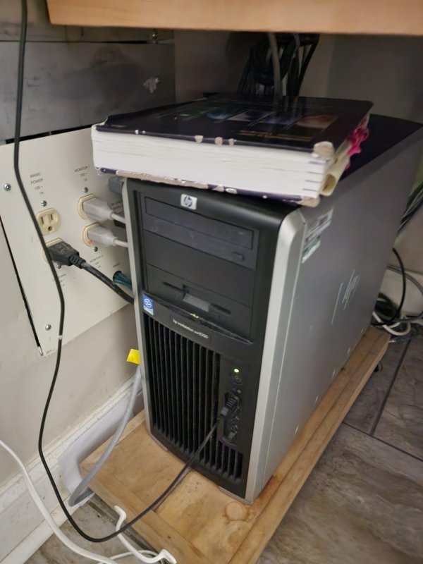 GE Definium 8000D Fully Digital X ray Room with 2019 tube and Dual Detector (2023) - inCAV Medical Imaging Equipment
