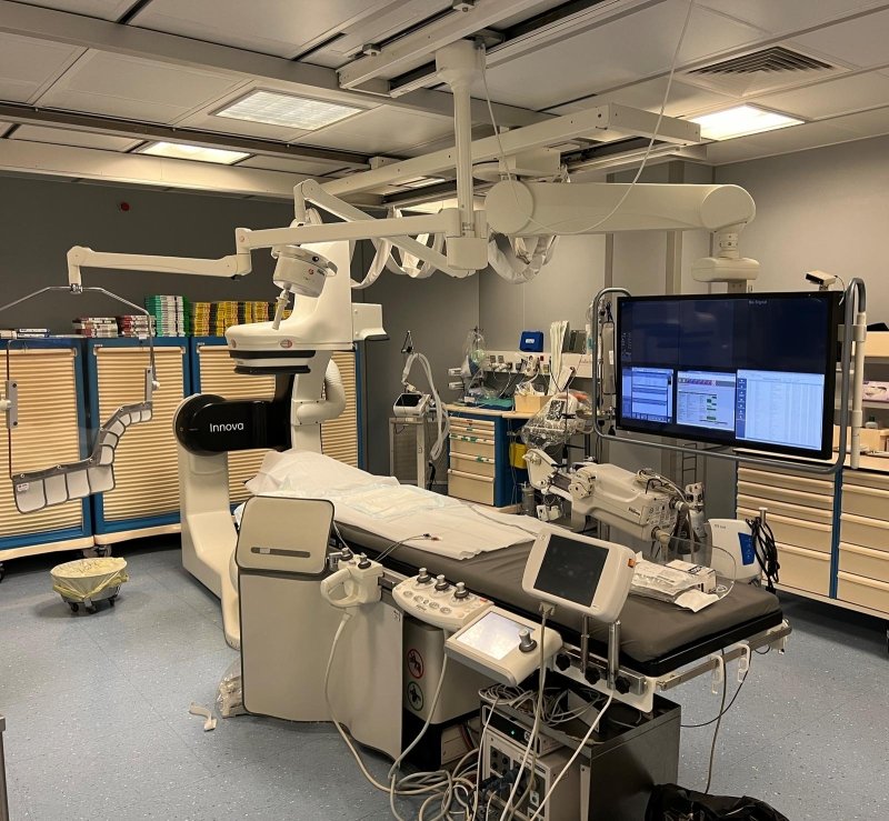 GE Innova IGS 520 Cath Lab / Angio 2013 - inCAV Medical Imaging Equipment