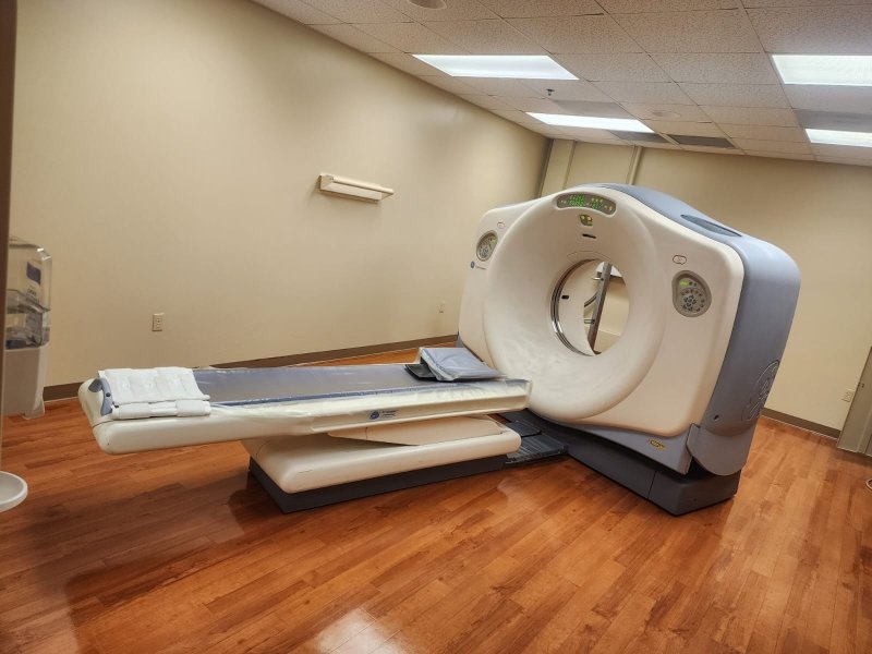 GE LightSpeed 16 Slice CT Scanner - inCAV Medical Imaging Equipment
