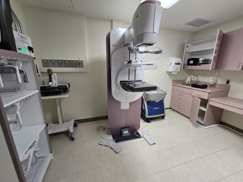 GE Pristina 3D Mammography with Serena Biopsy - inCAV Medical Imaging Equipment