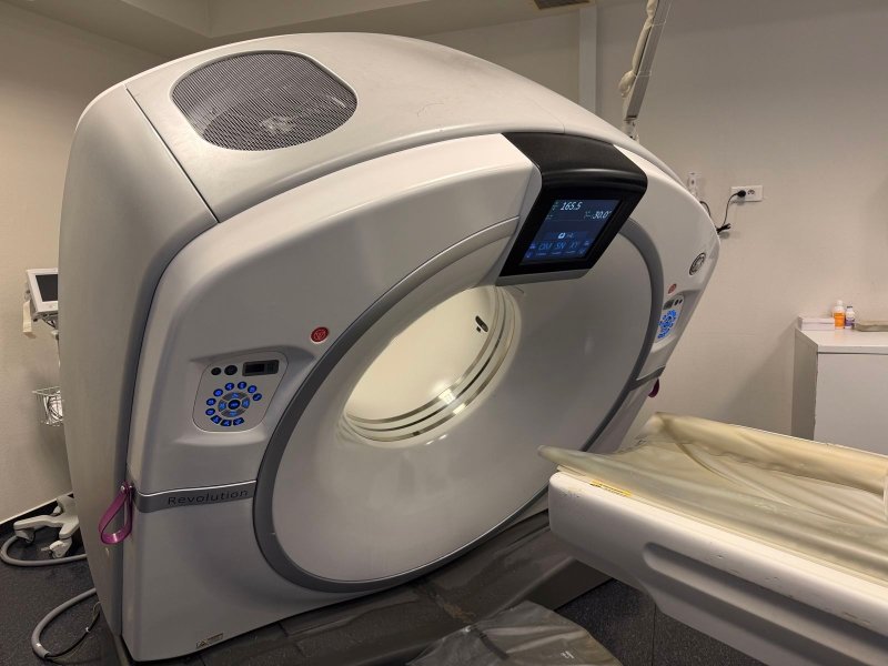 GE Revolution Evo 128 Cardiac CT Scanner - 2018 with 2023 Tube - MINT Condition - inCAV Medical Imaging Equipment