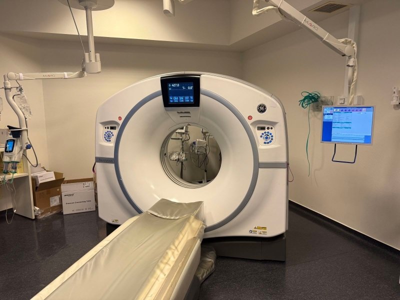 GE Revolution Evo 128 Cardiac CT Scanner - 2018 with 2023 Tube - MINT Condition - inCAV Medical Imaging Equipment