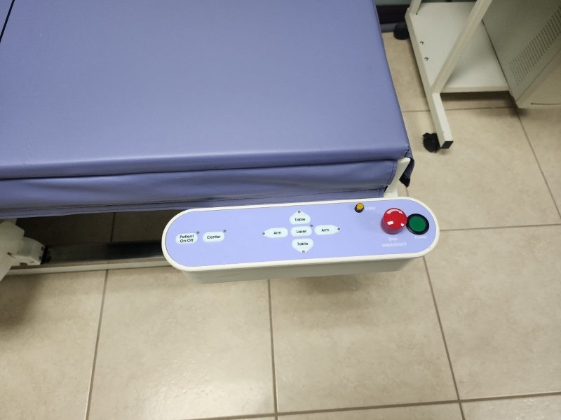 HOLOGIC Discovery QDR Series Bone Densitometer - inCAV Medical Imaging Equipment