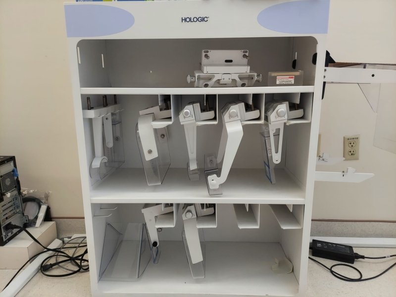 HOLOGIC SELENIA DIGITAL Mammo System With 2010 Detector - inCAV Medical Imaging Equipment