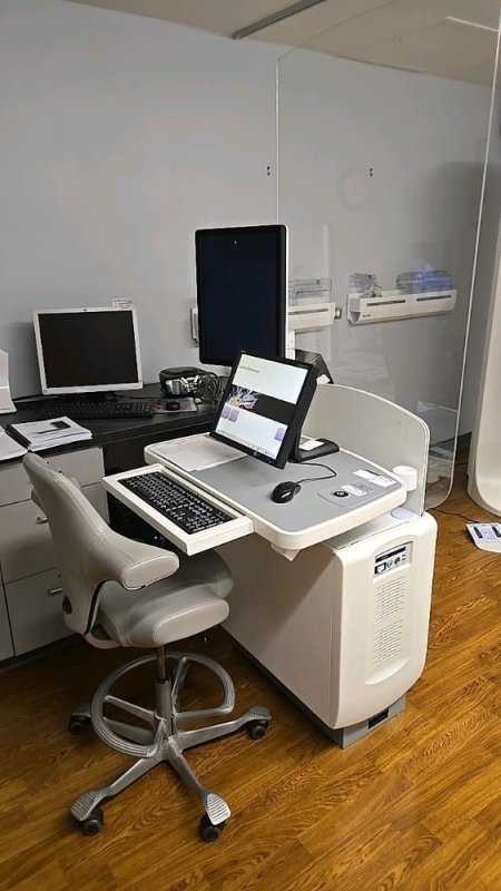 HOLOGIC SELENIA DIMENSIONS 3D DIGITAL Mammo System 2018 - inCAV Medical Imaging Equipment