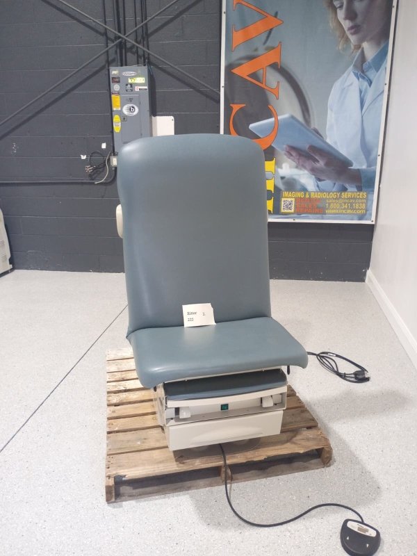 Midmark Ritter 222 High Low Power Examination Table - inCAV Medical Imaging Equipment
