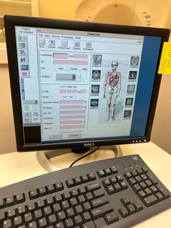 Philips MX8000 4 Slice CT Scanner - inCAV Medical Imaging Equipment
