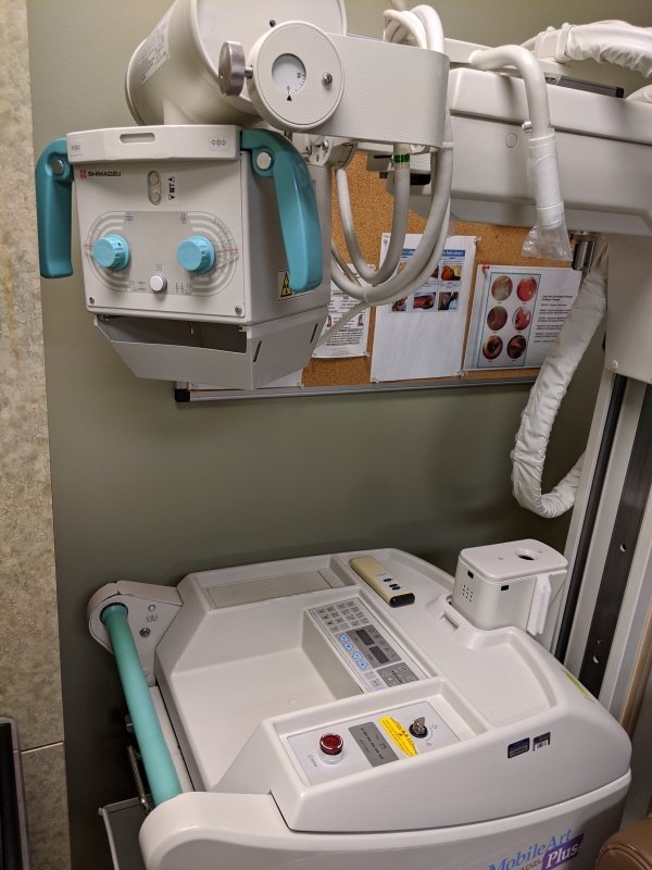 Shimadzu MobileArt Plus PORTABLE X - RAY - inCAV Medical Imaging Equipment