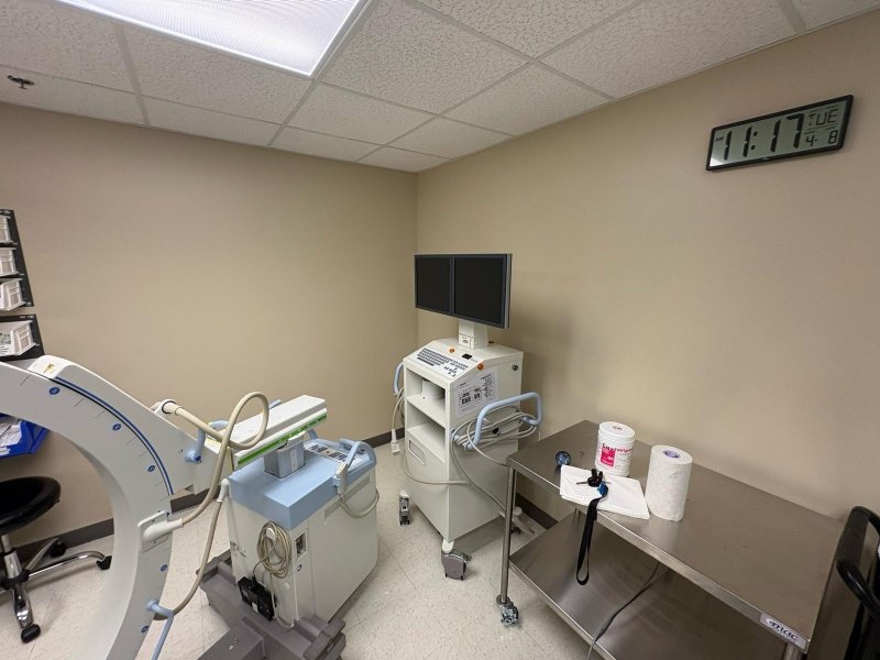 Siemens SIREMOBIL Compact L 2015 3rd Generation with LCD Monitors - inCAV Medical Imaging Equipment