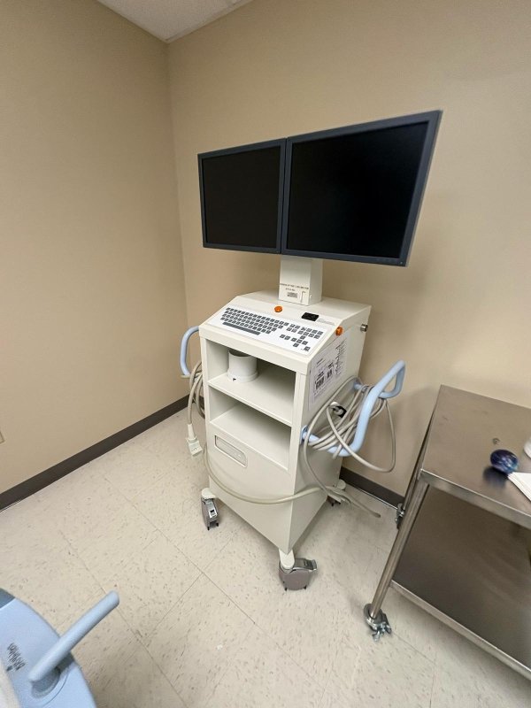 Siemens SIREMOBIL Compact L 2015 3rd Generation with LCD Monitors - inCAV Medical Imaging Equipment