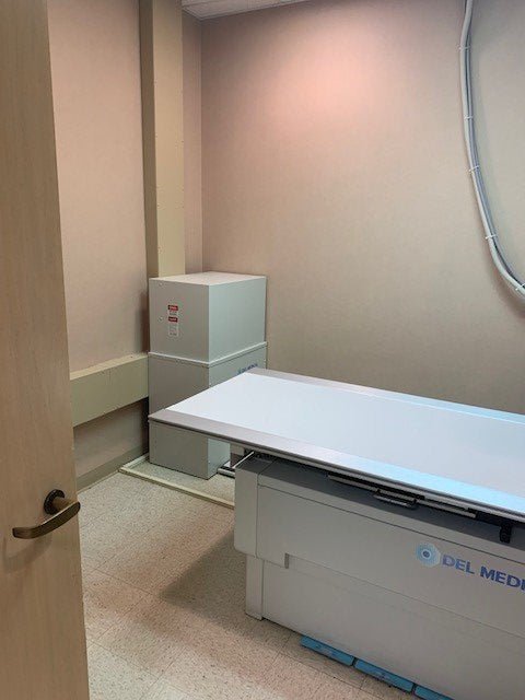 2004 DELL MEDICAL RAD - ROOM - Floor Stand - inCAV Medical Imaging Equipment