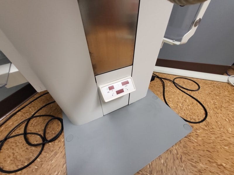 2011 Siemens Mammomat Novation DR - inCAV Medical Imaging Equipment
