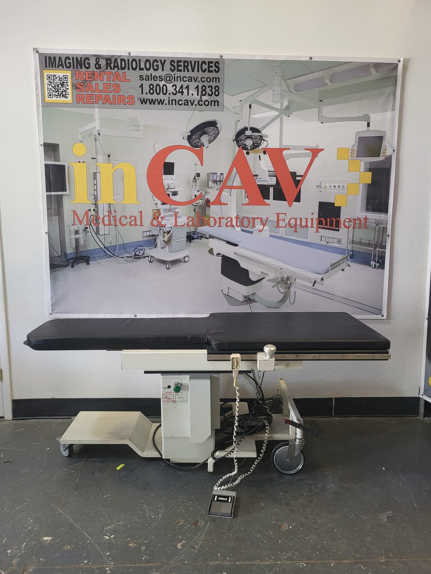 Load image into Gallery viewer, BETA MEDICAL C-Arm/ Vascular Surgery Cardiac catheterization Table with Flotation
