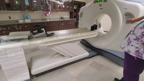 Load and play video in Gallery viewer, GE LightSpeed 16 Slice CT Scanner with NEW TUBE

