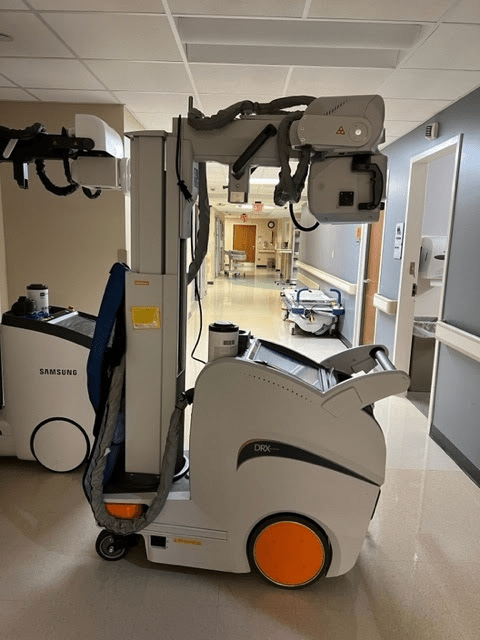 CARESTREAM DRX Revolution Mobile X - Ray System 2012 DRXR - 1 with Flat Pannel Detectors - inCAV Medical Imaging Equipment