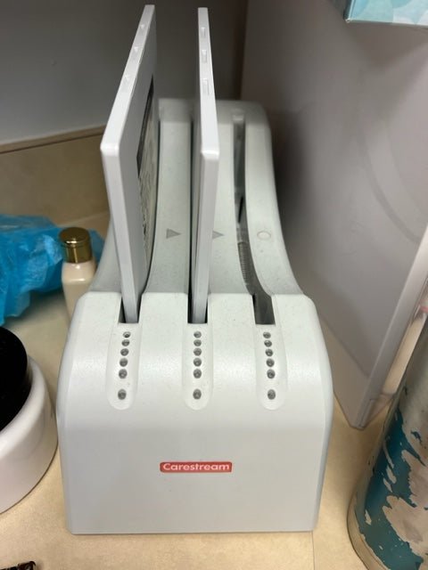CARESTREAM DRX Revolution Mobile X - Ray System 2012 DRXR - 1 with Flat Pannel Detectors - inCAV Medical Imaging Equipment