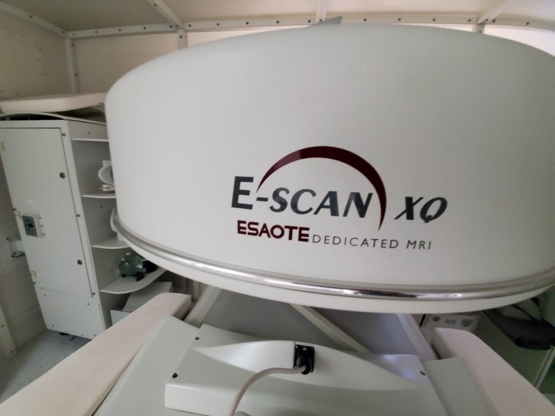 ESAOTE E - SCAN XQ Open Dedicate MRI - 2005 - inCAV Medical Imaging Equipment