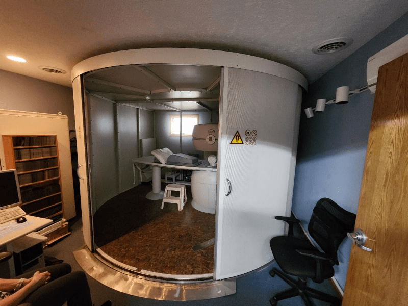 ESAOTE S - SCAN Open Dedicate MRI - 2010 WITH CAGE - inCAV Medical Imaging Equipment