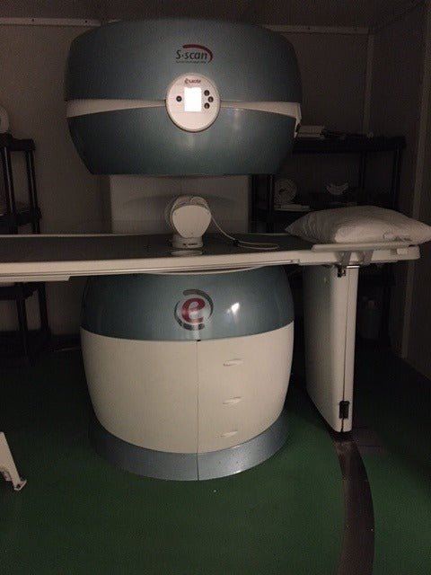 ESAOTE S - SCAN Open Dedicate MRI - 2012 WITH FARADY CAGE - inCAV Medical Imaging Equipment