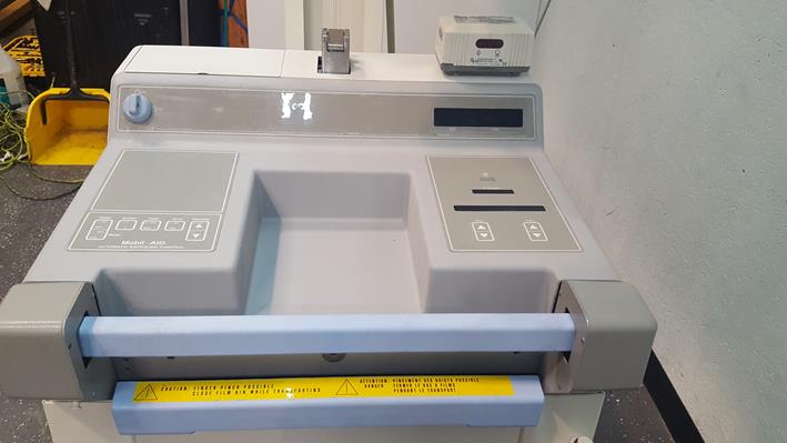 GE AMX IV Plus Portable X - Ray - inCAV Medical Imaging Equipment
