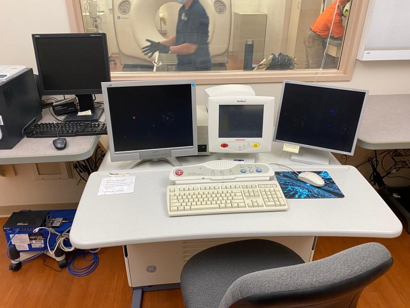 GE LightSpeed QXi 4 Slice CT Scanner - inCAV Medical Imaging Equipment