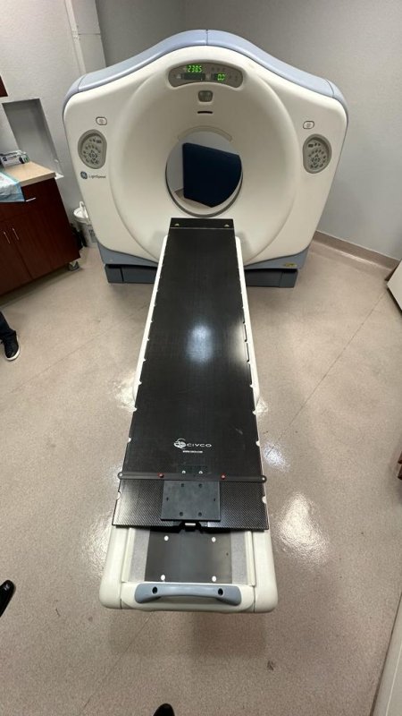 GE Lightspeed Ultra 8 SLICES Gold Seal 2011 with 2021 Tube - inCAV Medical Imaging Equipment