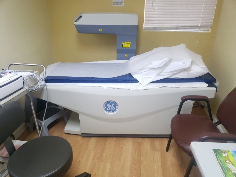 GE Lunar BX - 1L Ref DPX Bravo Bone Densitometer - 2004 - inCAV Medical Imaging Equipment
