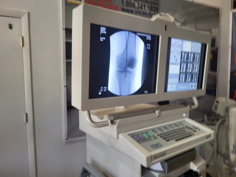 GE OEC 9800 PLUS VASCULAR C - ARM with FLAT Pannel LCD UPGRADE - 12 Inches IIS - inCAV Medical Imaging Equipment