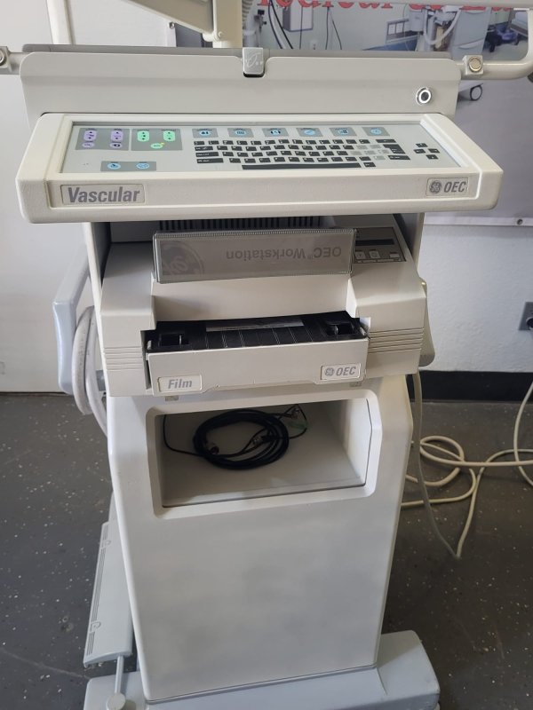 GE OEC 9800 PLUS VASCULAR C - ARM with FLAT Pannel LCD UPGRADE - 12 Inches IIS - inCAV Medical Imaging Equipment