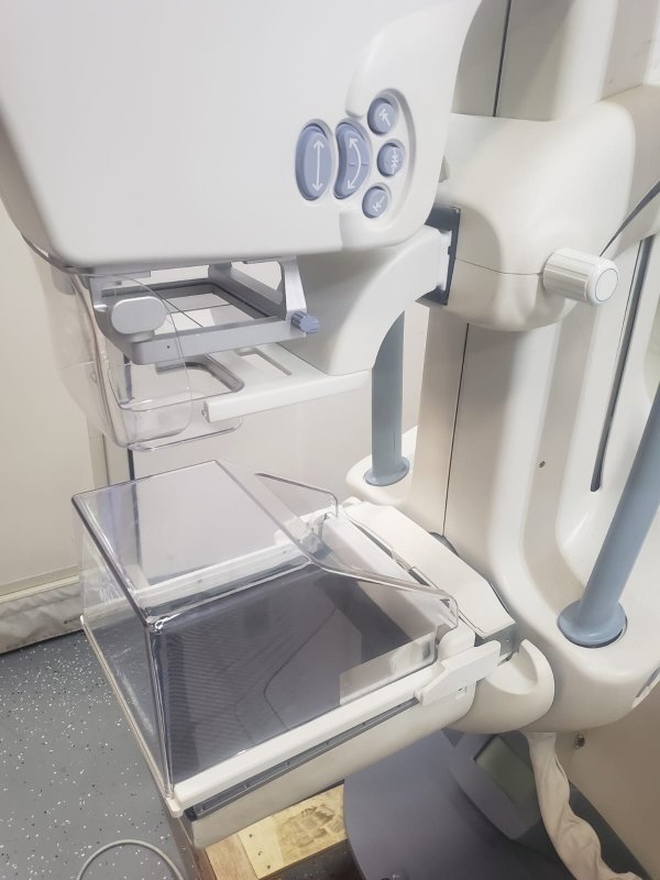 GE Senographe DS Gold Seal - inCAV Medical Imaging Equipment