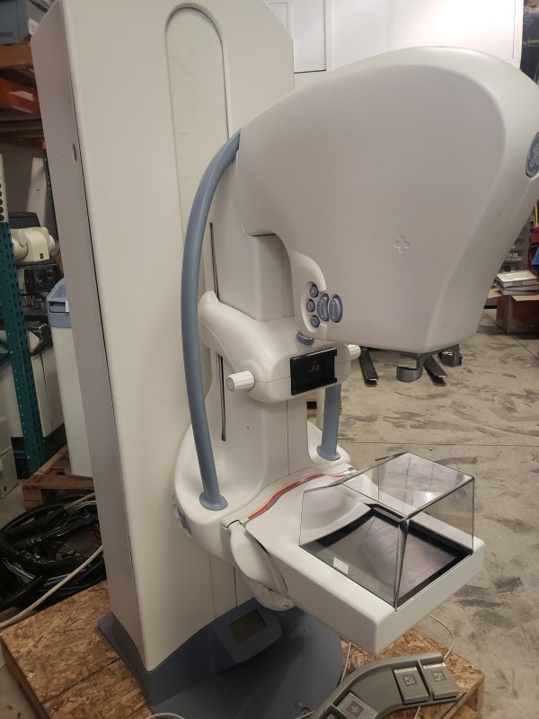 GE Senographe Essential 2008 - inCAV Medical Imaging Equipment