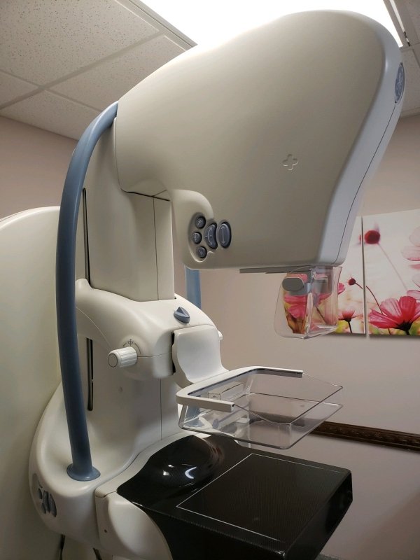 GE Senographe Essential 2011 Great Condition - inCAV Medical Imaging Equipment