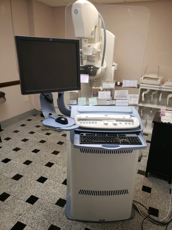 GE Senographe Essential 2011 Great Condition - inCAV Medical Imaging Equipment